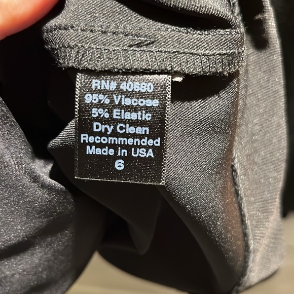 Black Halo mini dress, size 6 - Picture 4 of 6